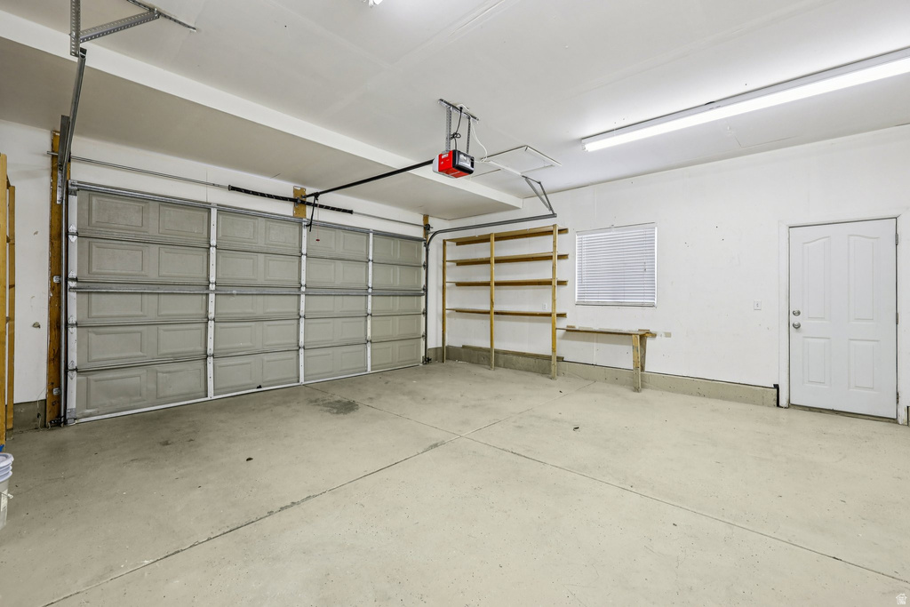 3884 W CORAL DUNE DR South Jordan, UT 84009