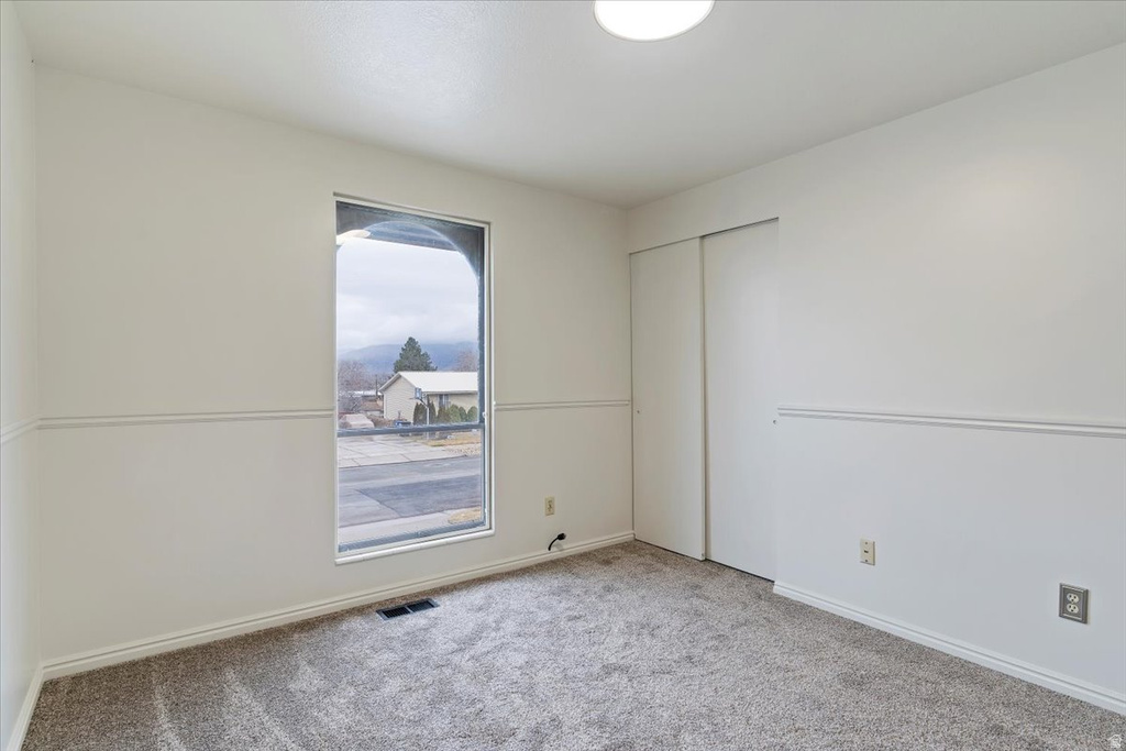 245 W 5350 S Washington Terrace, UT 84405