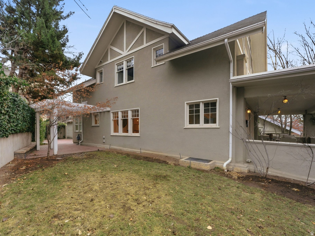 1414 E PERRY AVE Salt Lake City, UT 84103