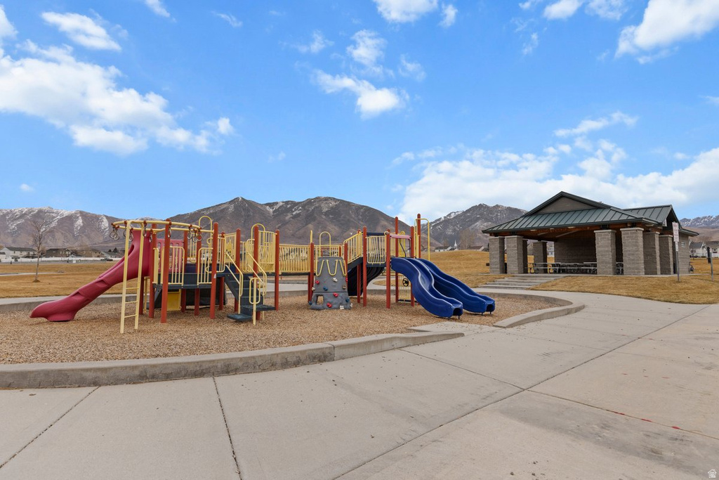 337 E 910 N Tooele, UT 84074