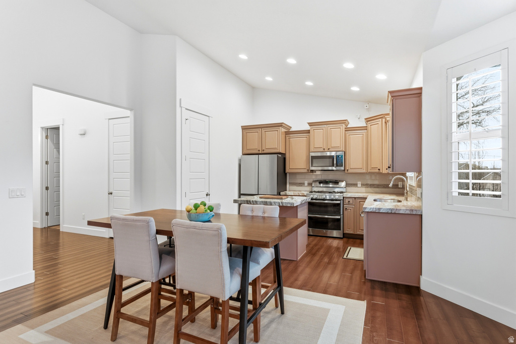 2340 N 650 W Centerville, UT 84014