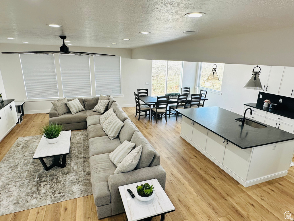 2747 S COUNTRY CLUB WAY Garden City, UT 84028