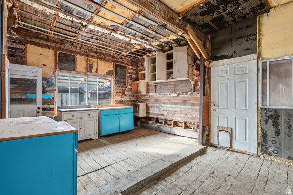 25615 N 8800 W Portage, UT 84331