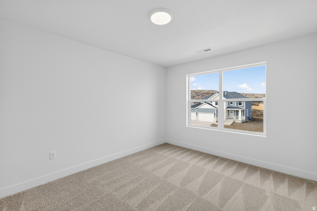 6374 S RAY DR #111 South Weber, UT 84405