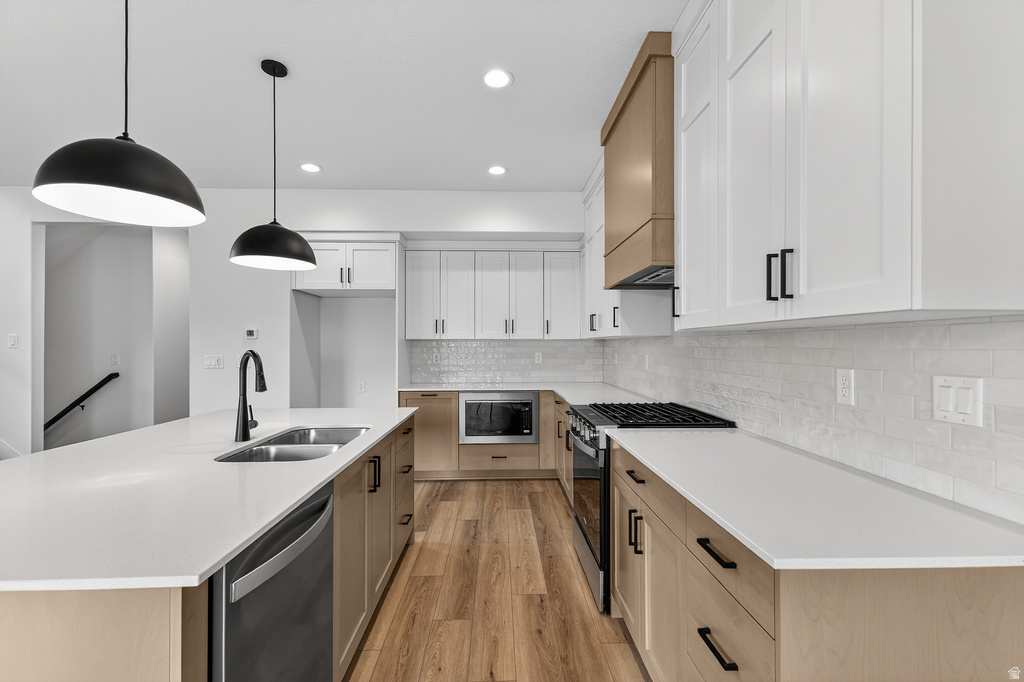 6374 S RAY DR #111 South Weber, UT 84405