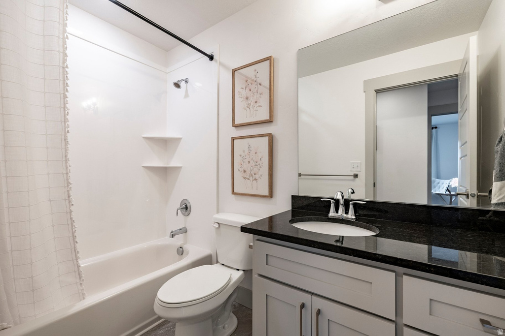 668 N 800 E Hyde Park, UT 84318