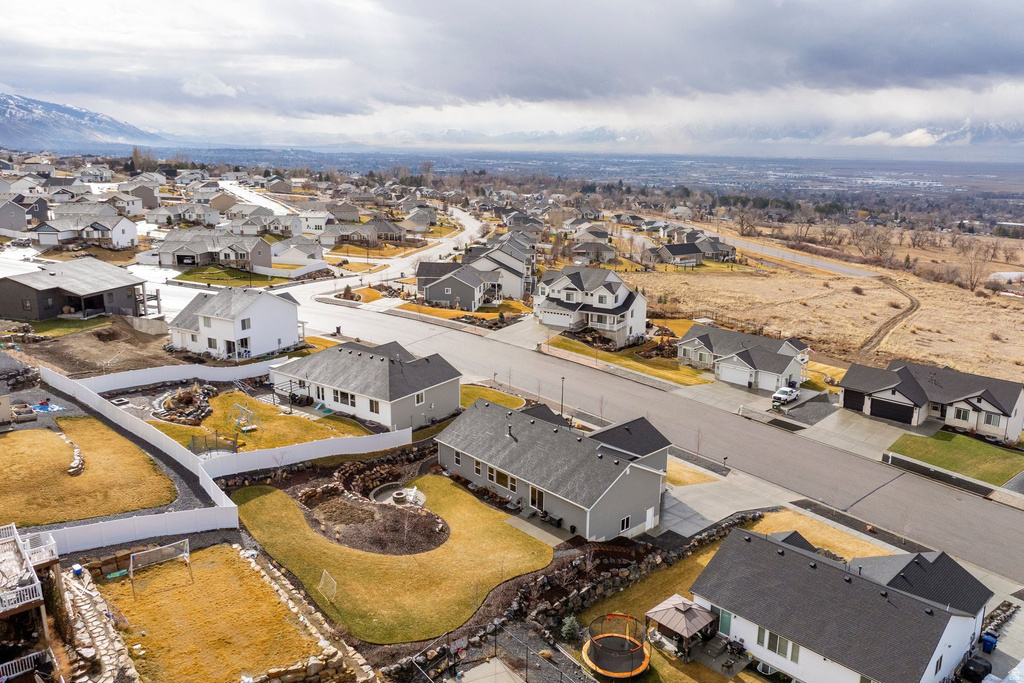 668 N 800 E Hyde Park, UT 84318