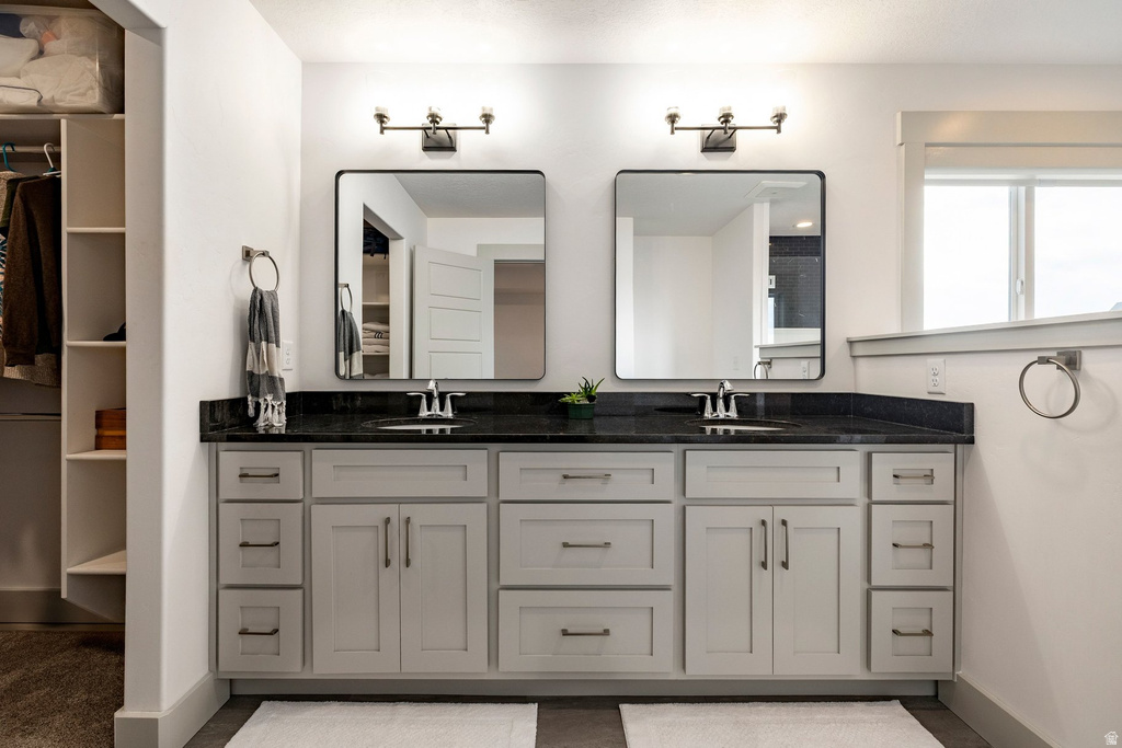 668 N 800 E Hyde Park, UT 84318