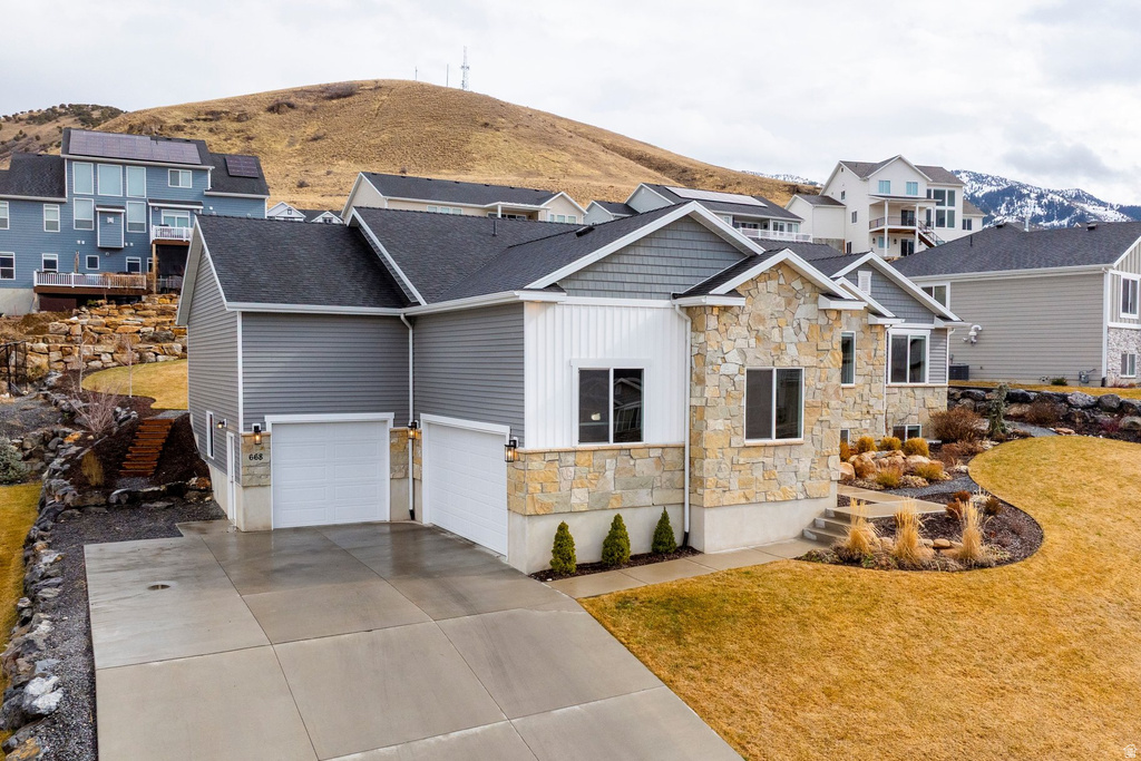 668 N 800 E Hyde Park, UT 84318