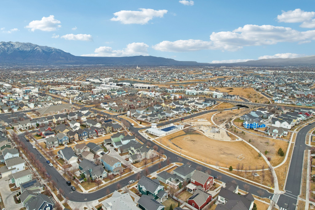 10307 S FISH HOOK RD South Jordan, UT 84009