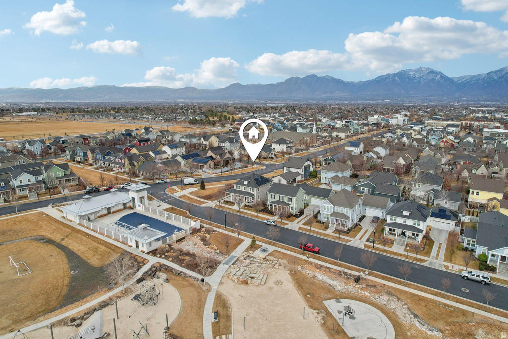 10307 S FISH HOOK RD South Jordan, UT 84009