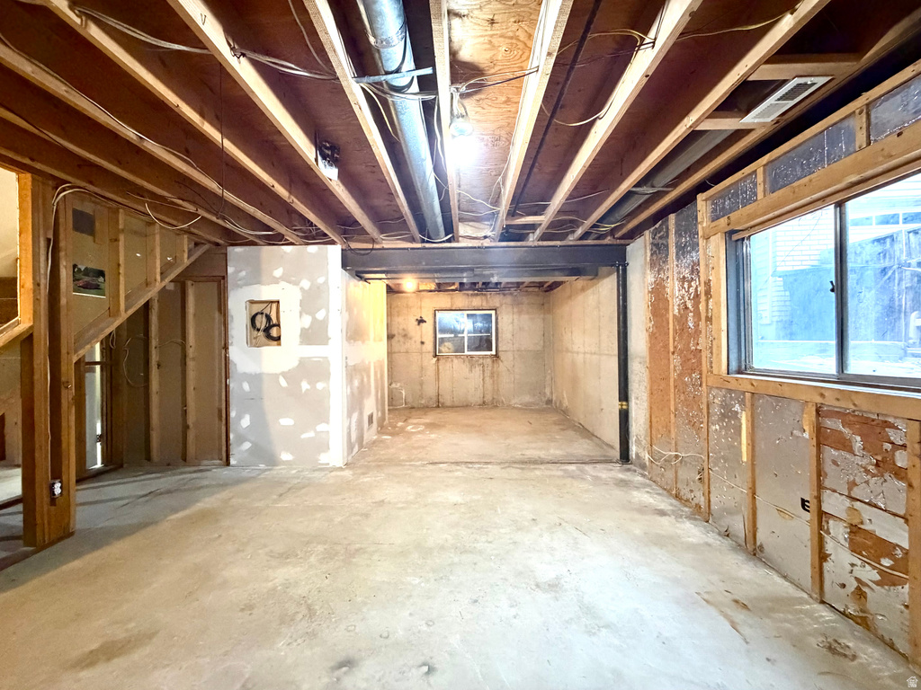 1448 W 6720 S West Jordan, UT 84084