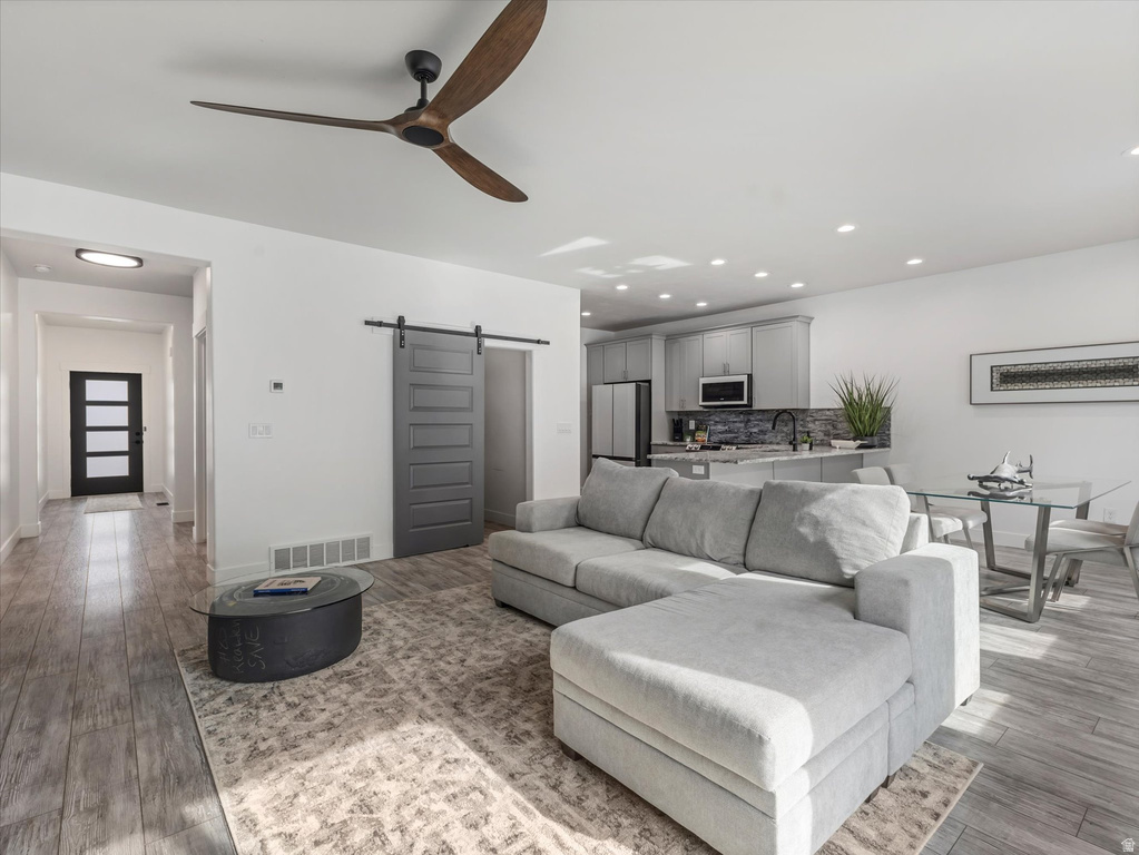 1733 W SHADE LN Riverton, UT 84065