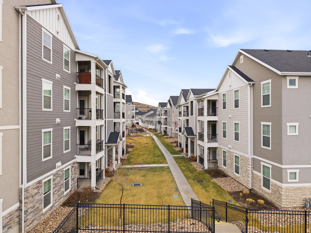 1809 W TERRA VISTA LN #B2 Saratoga Springs, UT 84045