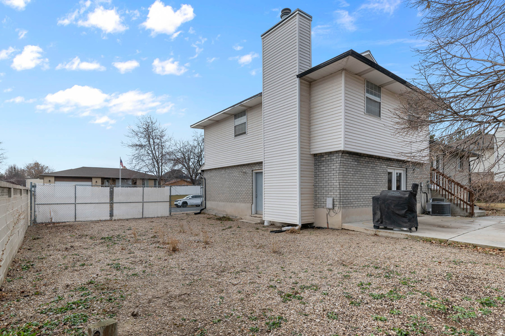 2428 W VAN ST West Jordan, UT 84088