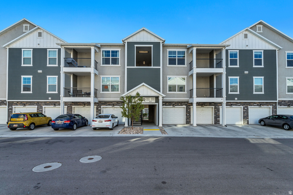 627 N SUN PEAK DR #1805 Vineyard, UT 84058
