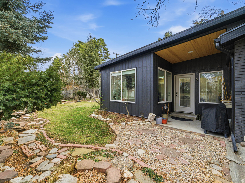 2341 E NEFFS LN Millcreek, UT 84109