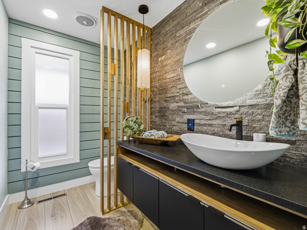 2341 E NEFFS LN Millcreek, UT 84109