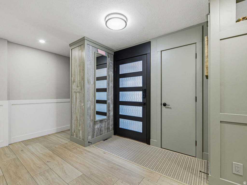 2341 E NEFFS LN Millcreek, UT 84109