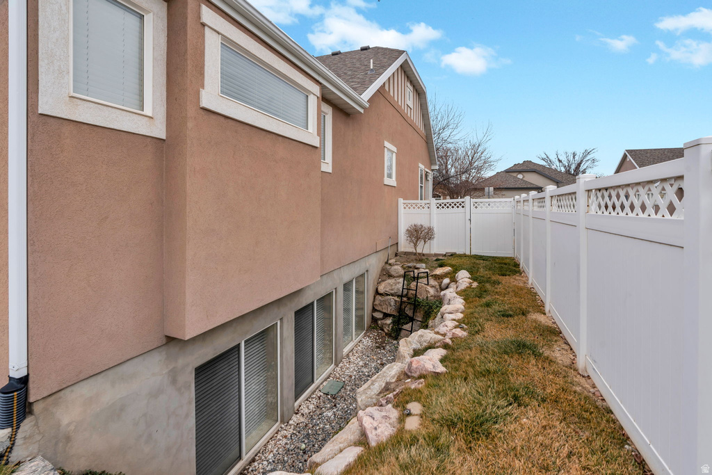 1533 W HOMECOMING AVE South Jordan, UT 84095