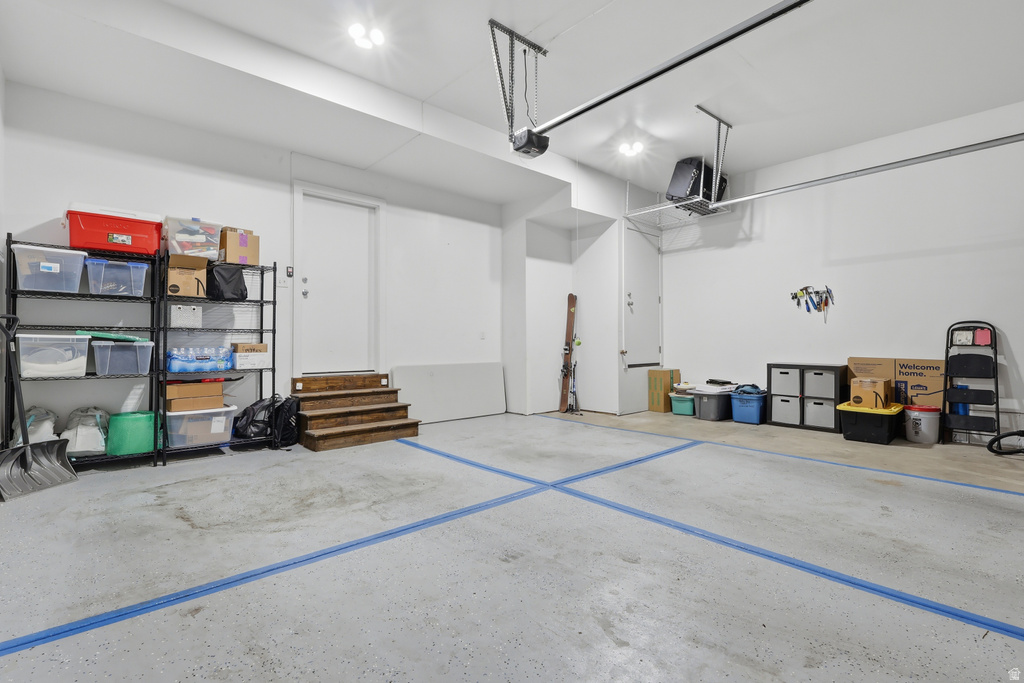 3590 S XENON DR West Valley City, UT 84119