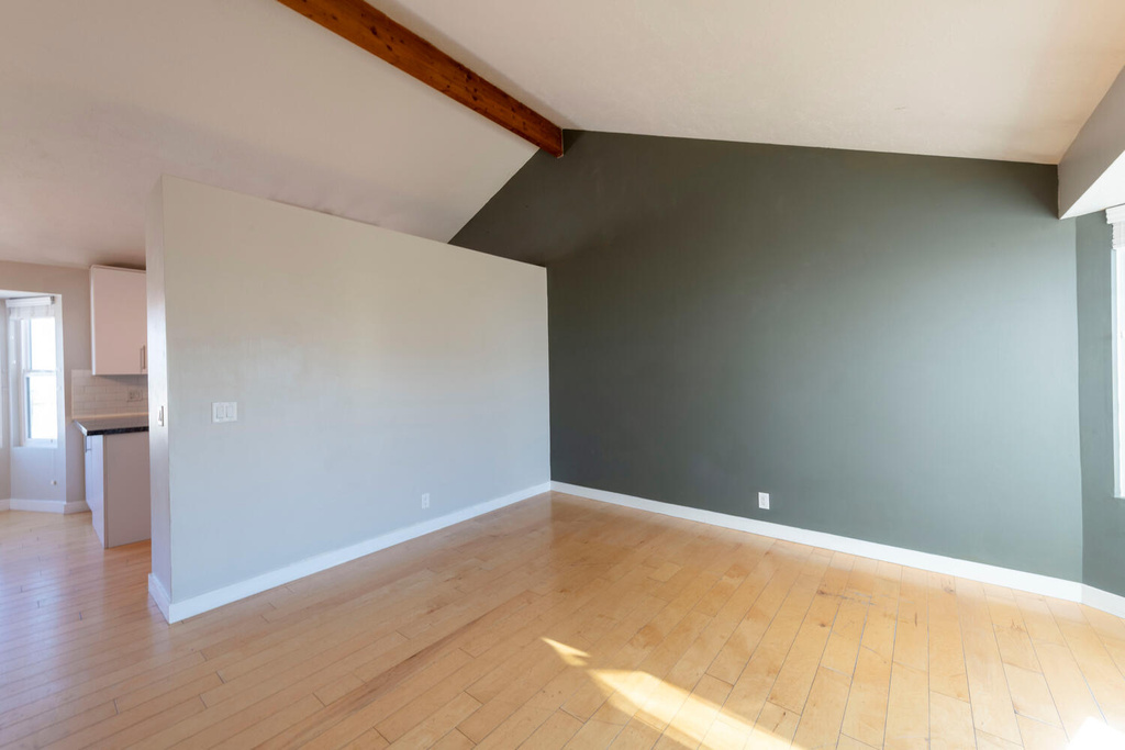 7241 S CALLIE DR West Jordan, UT 84084