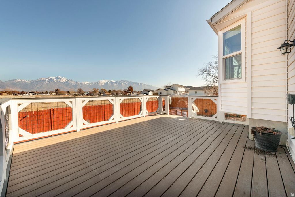 7241 S CALLIE DR West Jordan, UT 84084