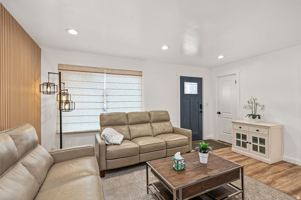 1066 E WOOD AVE Salt Lake City, UT 84105