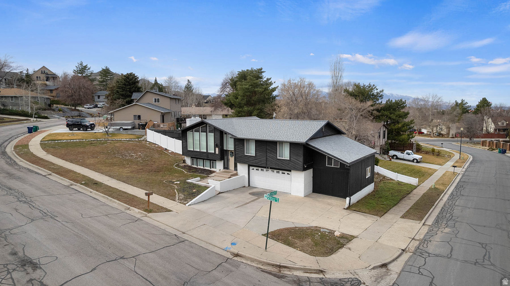 2197 E THISTLEWOOD WAY Sandy, UT 84092