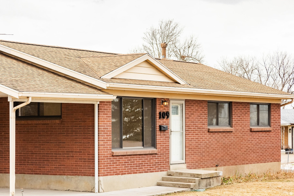 109 W 900 S Bountiful, UT 84010