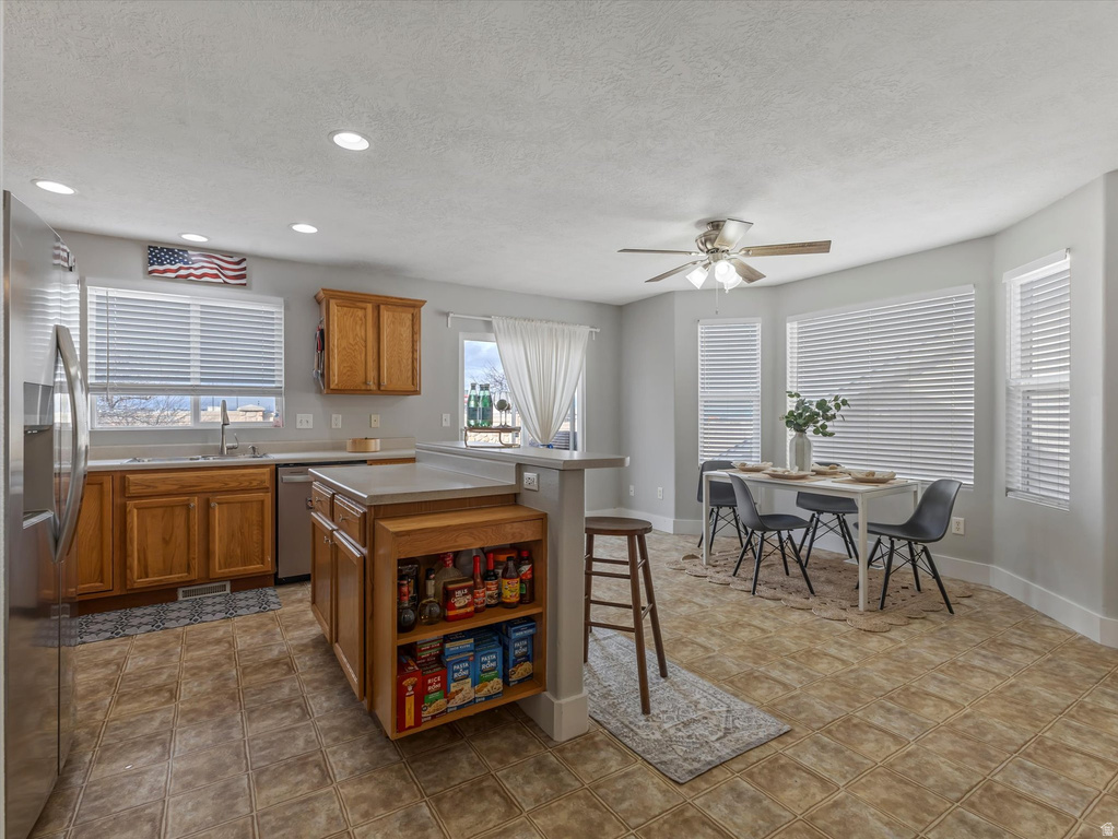 4962 W BADGER LN Riverton, UT 84096