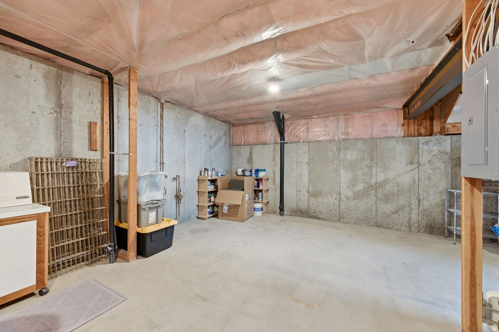 1568 N DUROCHER LN Tooele, UT 84074