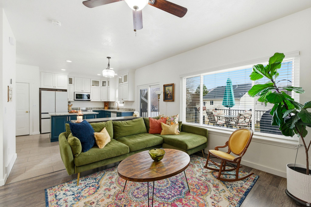 1568 N DUROCHER LN Tooele, UT 84074