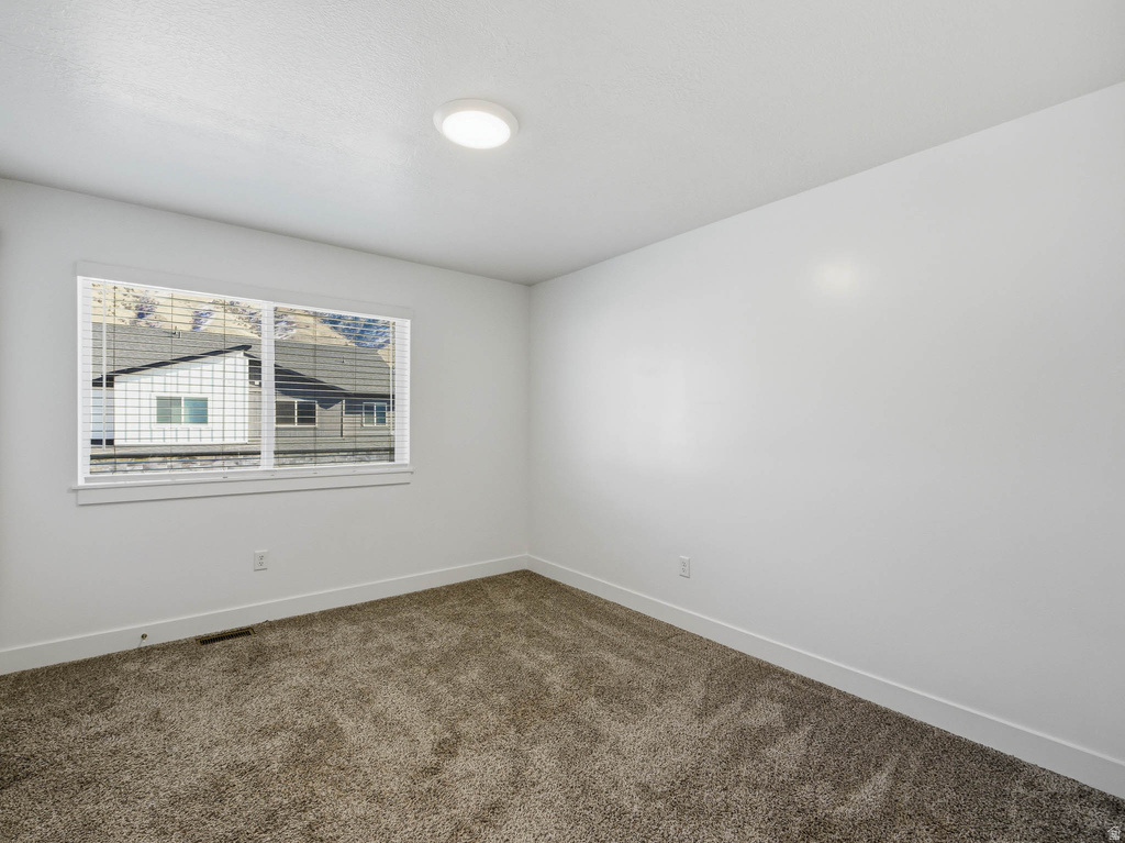 561 N 225 E Providence, UT 84332