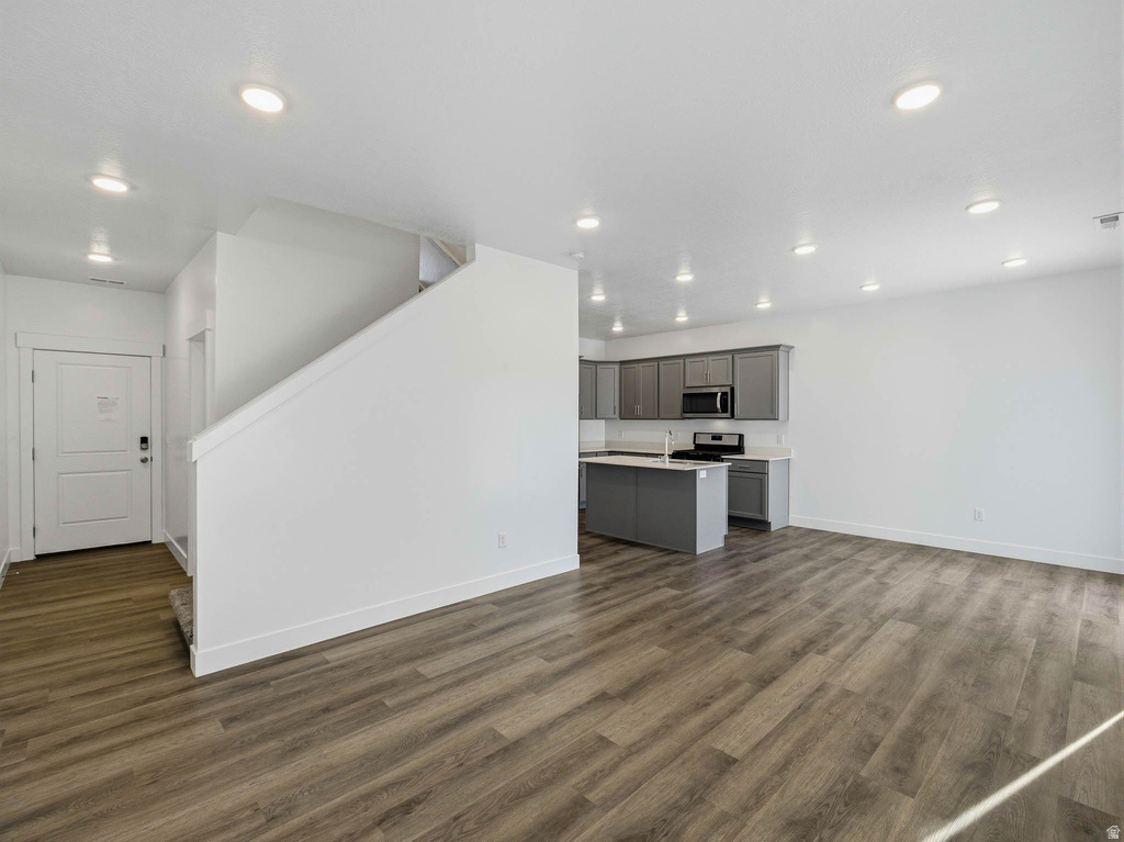 561 N 225 E Providence, UT 84332