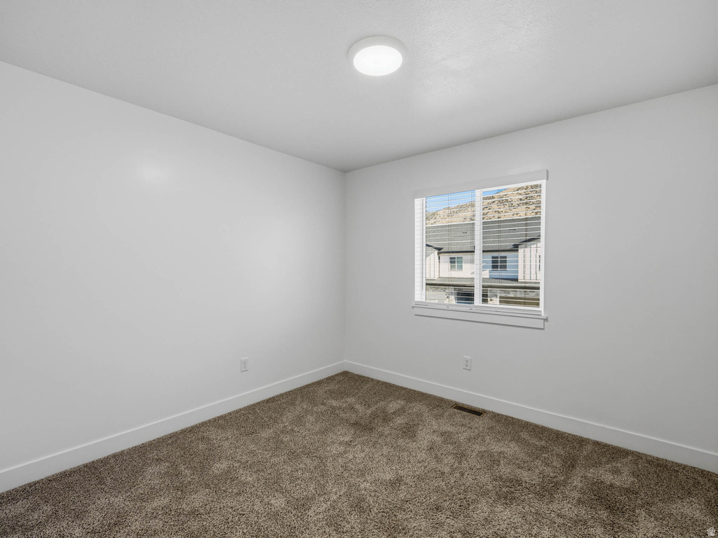 561 N 225 E Providence, UT 84332