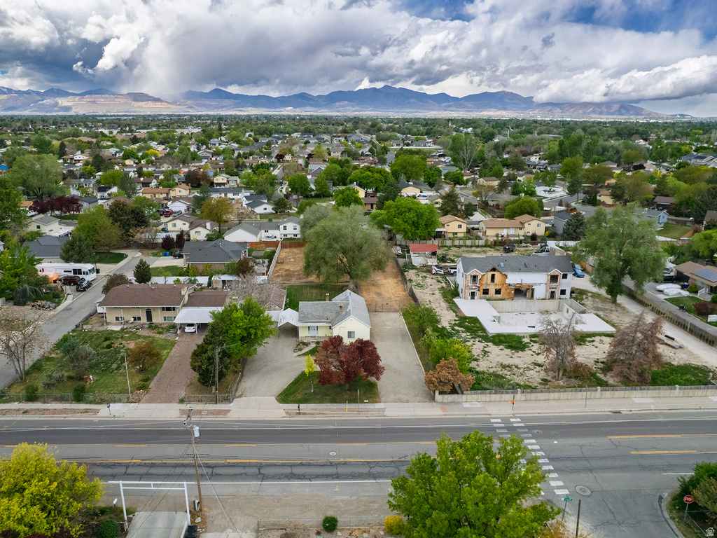 8686 S TEMPLE DR West Jordan, UT 84088