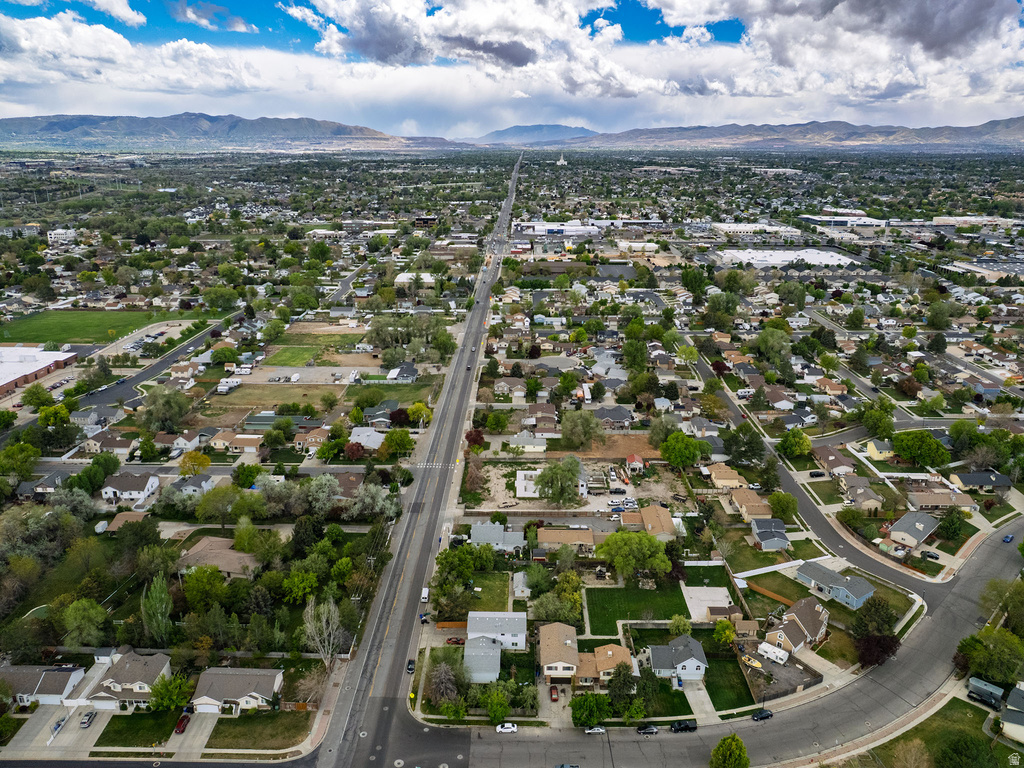 8686 S TEMPLE DR West Jordan, UT 84088