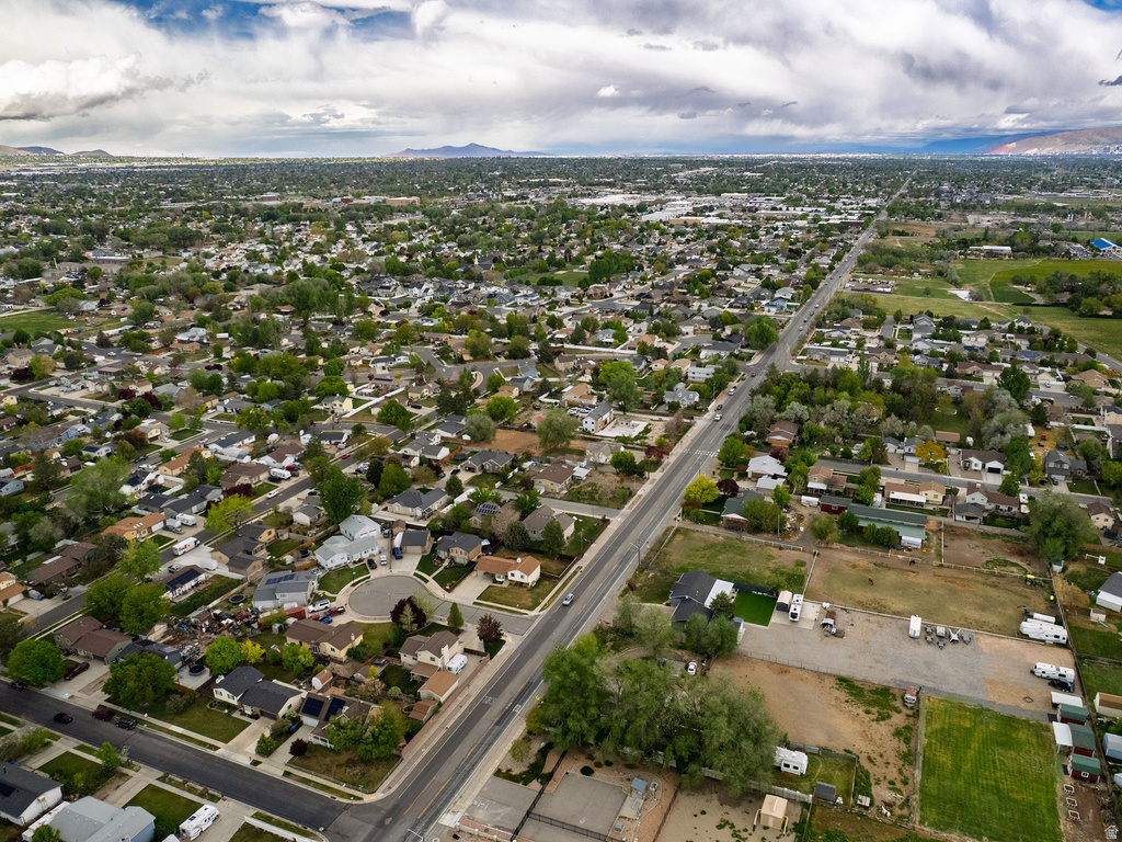 8686 S TEMPLE DR West Jordan, UT 84088
