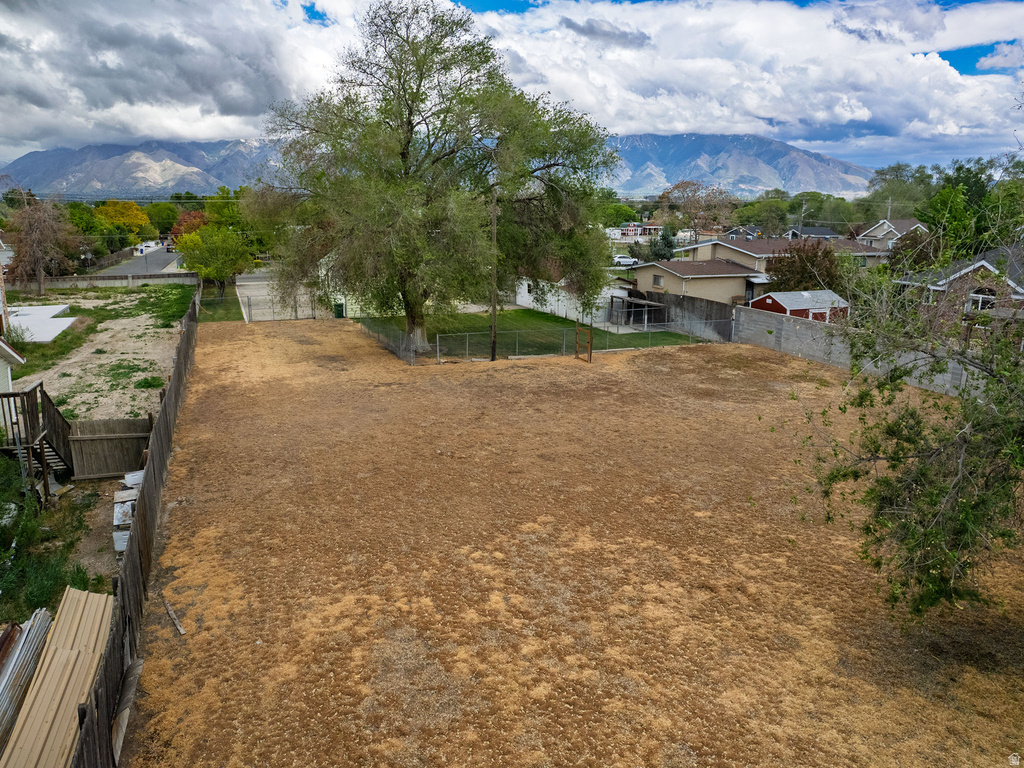 8686 S TEMPLE DR West Jordan, UT 84088