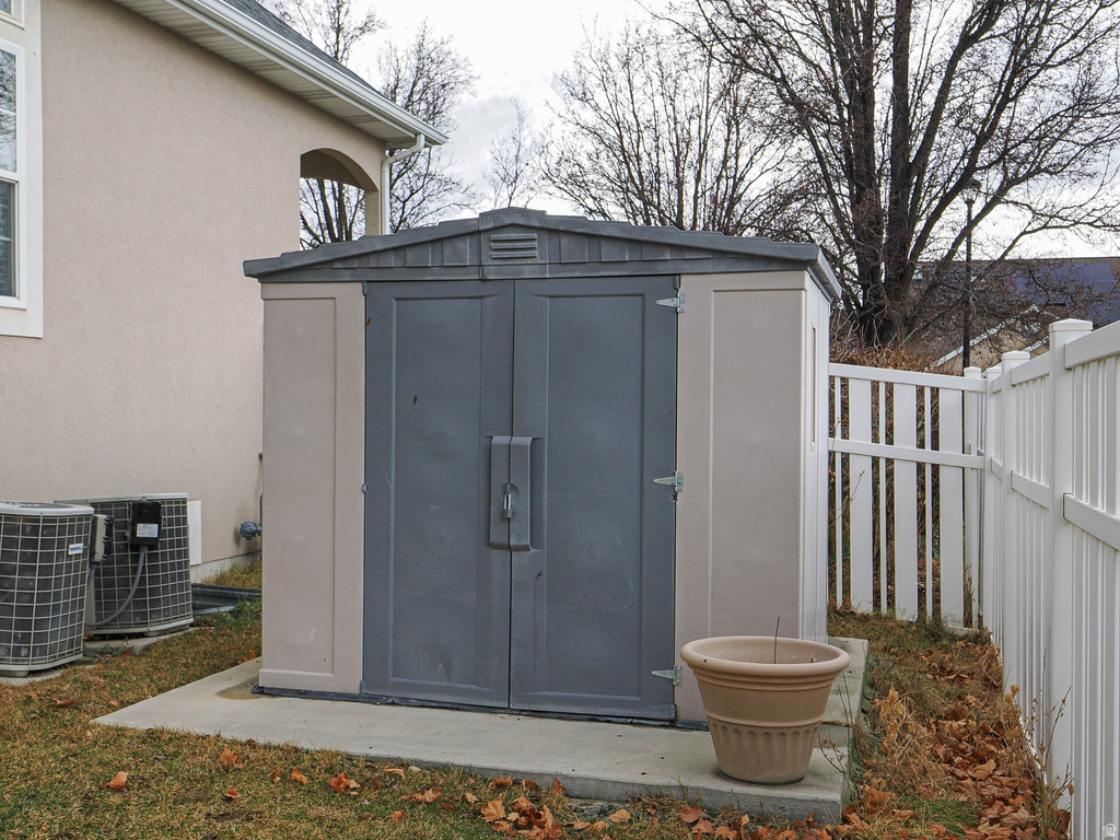 11493 S MARCO POLO LN South Jordan, UT 84095