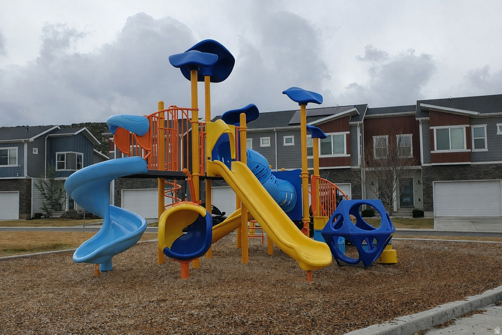 7073 N MOUNTAIN FIELD DR Eagle Mountain, UT 84005