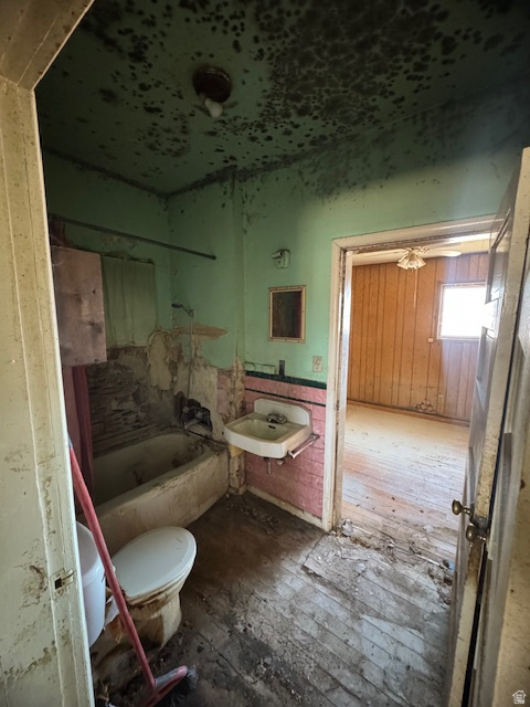 273 E 100 S Richfield, UT 84701