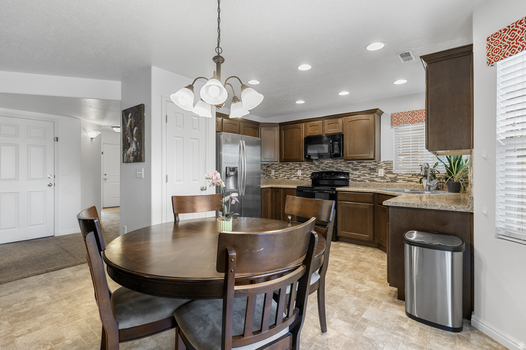 1021 N 740 W Centerville, UT 84014