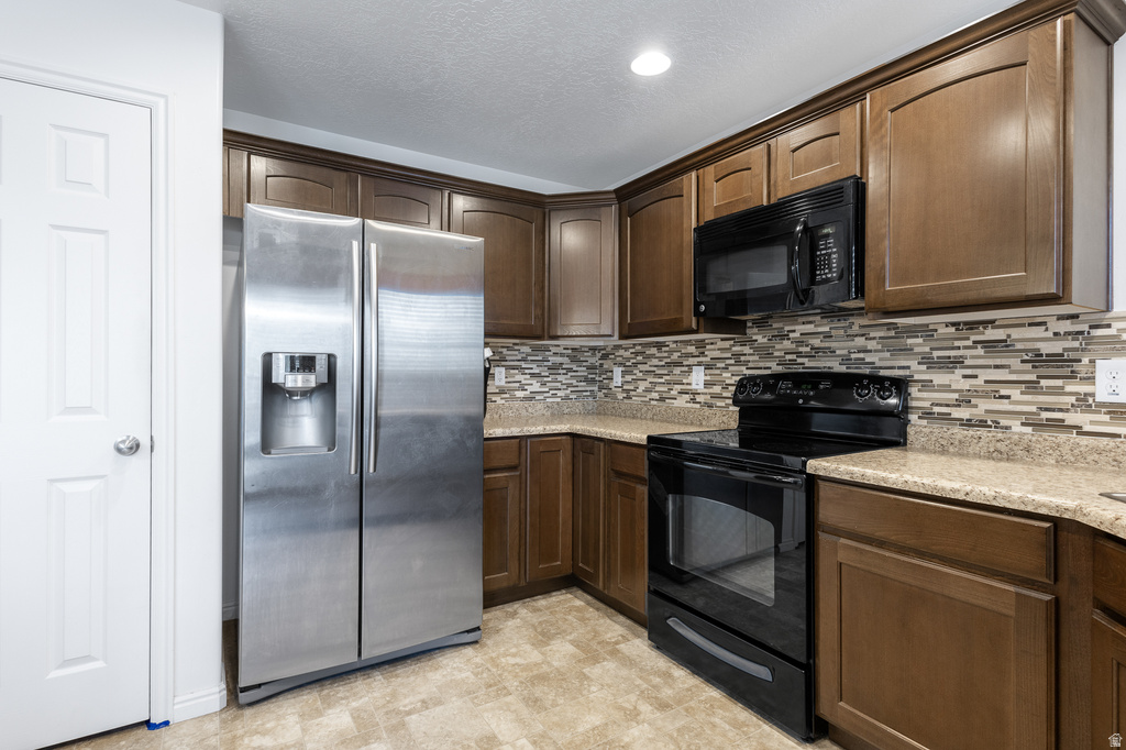 1021 N 740 W Centerville, UT 84014