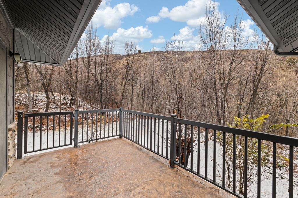 121 N OAKWOOD CIR Springville, UT 84663