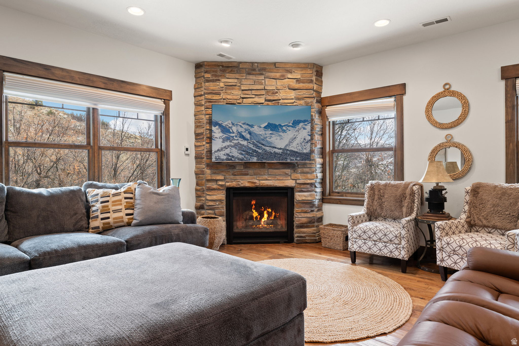 121 N OAKWOOD CIR Springville, UT 84663