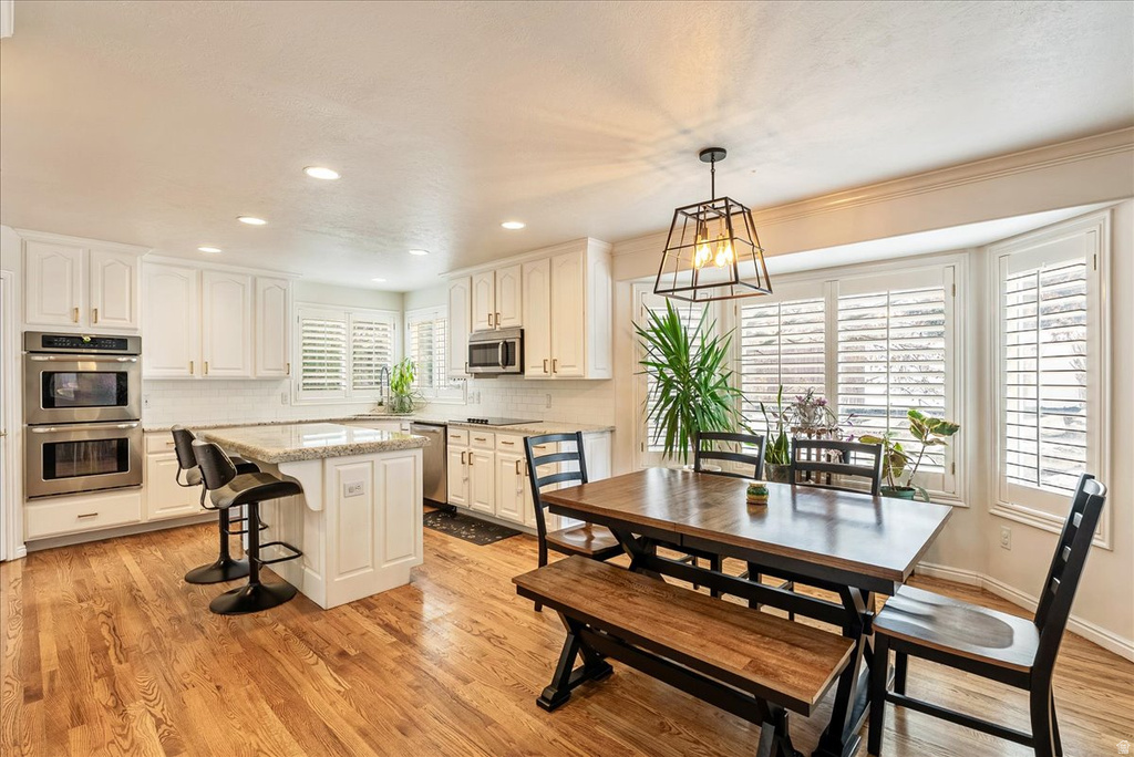 10293 S ASHLEY MESA LN Sandy, UT 84092