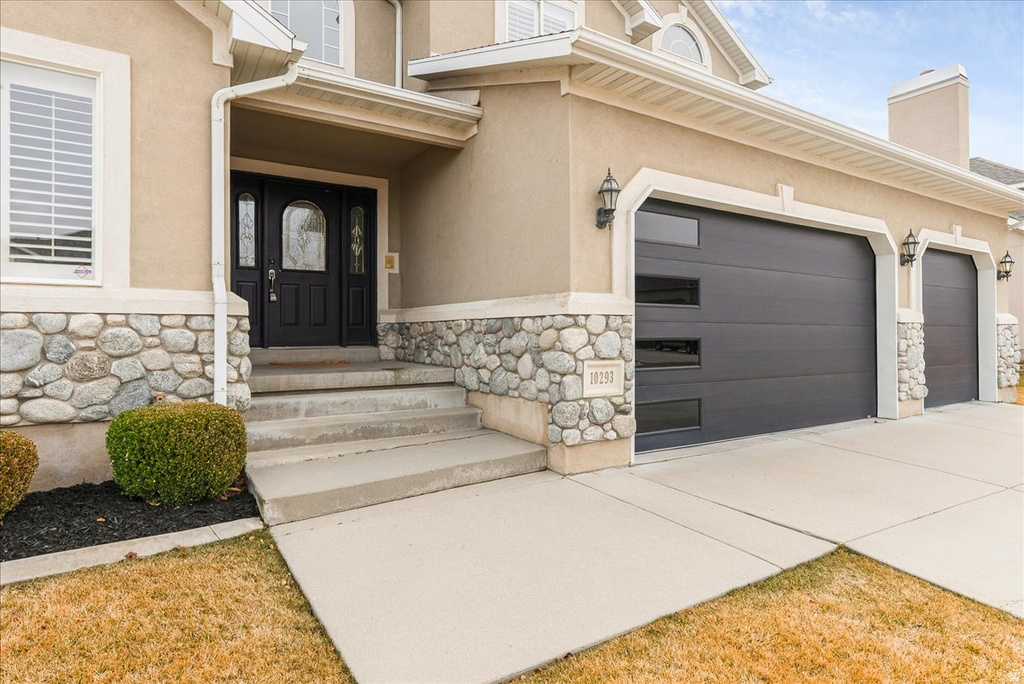 10293 S ASHLEY MESA LN Sandy, UT 84092