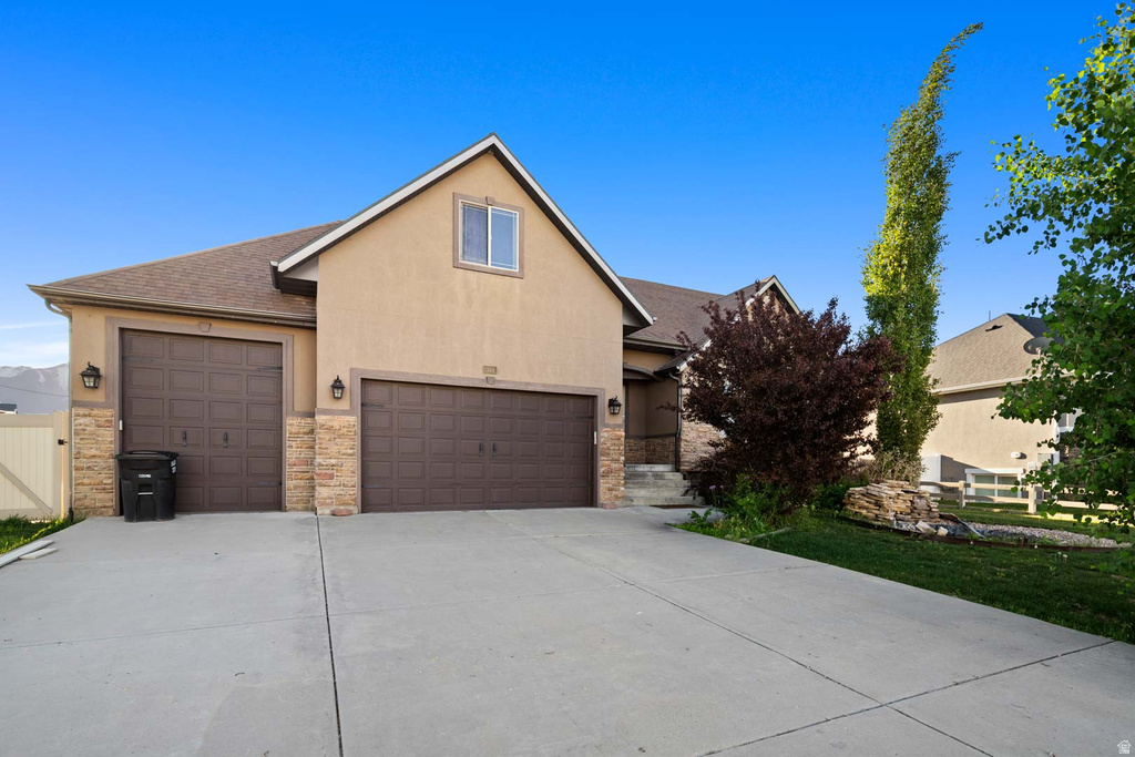 384 N 710 E Salem, UT 84653